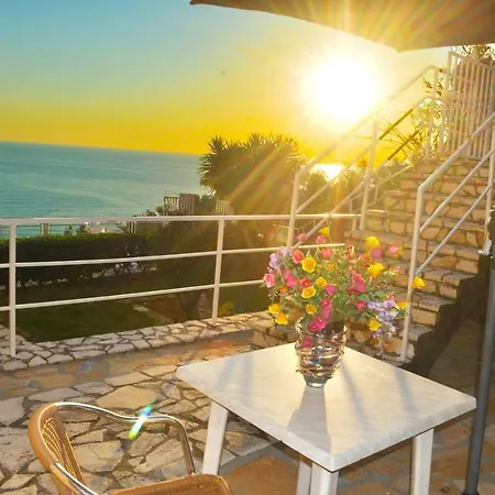 Maria With Pool And Amazing View - Agios Gordios Апартаменты
